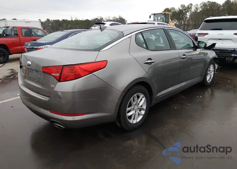 2013 Kia Optima Lx z USA, uszkodzony, nr VIN 5XXGM4A74DG250187